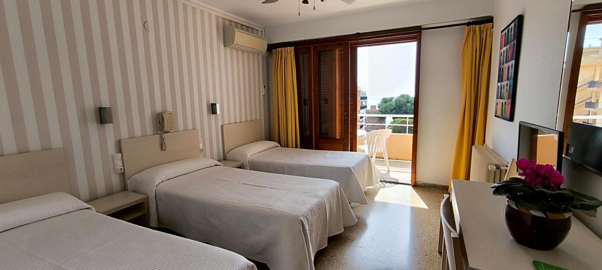 Hotel Tramontana 베니카씸 외부 사진